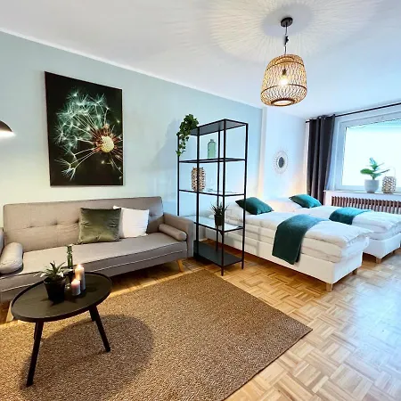 Apartment Emerald Apartment: Free Parking + Netflix + Bathtub